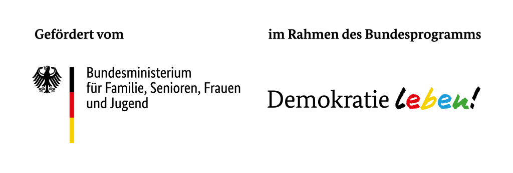 Förderlogo von Demokratie leben! mit dem Text: "gefördert
